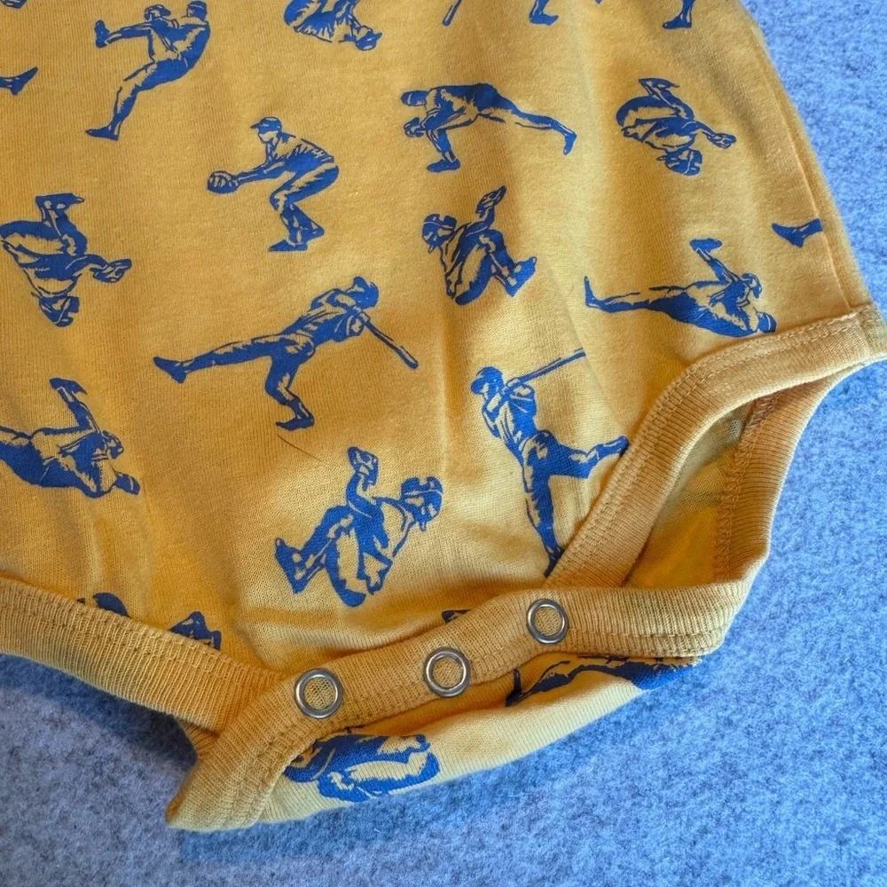 Faded Glory Vintage Baseball Bodysuit 100% Cotton Size 12M
